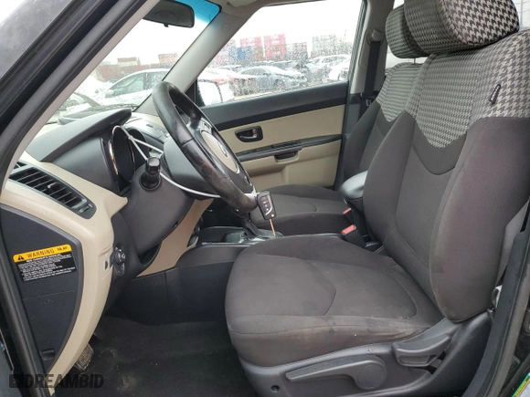 2011 Kia Soul + with VIN KNDJT2A26B7315077, listed as a Copart auction lot 49130885 with 220,924 mi miles and Salvage Title. Bid and sale history available at carsss.com. Image 7.