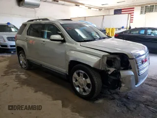 2015 GMC Terrain SLE z VIN 2GKFLWE31F6174915, wystawiony jako Copart lot #71265493 z przebiegiem 108 777 mil mil oraz Szkoda całkowita • Salvage title. Historia ofert i sprzedaży dostępna na DreamBid. Obrazek 4.