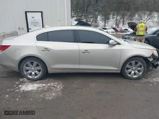 2013 Buick LaCrosse Premium 2 with VIN 1G4GH5E31DF205008, listed as a IAAI auction lot 41721583 with 126,748 mi miles. Bid and sale history available at carsss.com. Image 14.