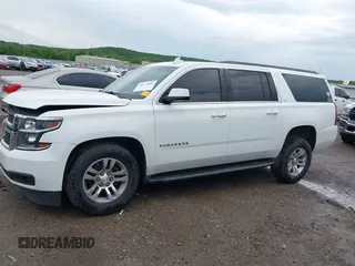 2018 Chevrolet Suburban LT z VIN 1GNSCHKC6JR109427, wystawiony jako IAAI lot #42131806 z przebiegiem 147 049 mil mil oraz . Historia ofert i sprzedaży dostępna na DreamBid. Obrazek 15.