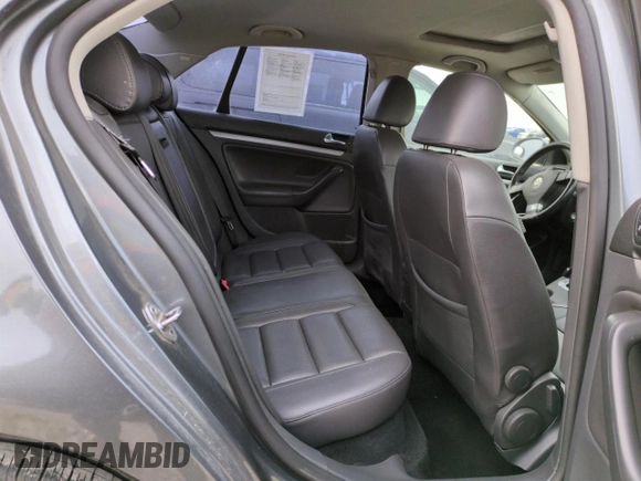 2008 Volkswagen Jetta Wolfsburg Edition with VIN 3VWRJ71K08M188215, listed as a Copart auction lot 88179355 with 83,314 mi miles and Salvage title. Bid and sale history available at DreamBid. Image 10.