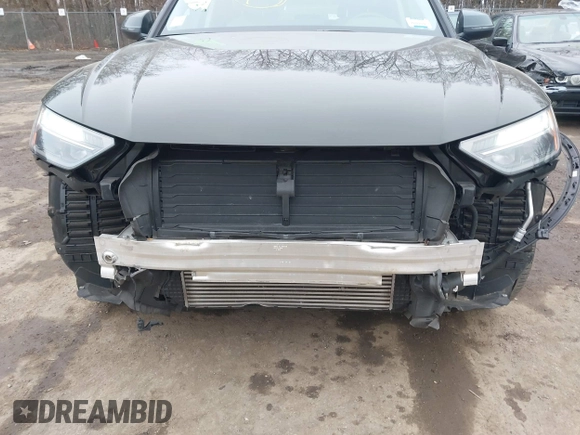2022 Audi Q5 S line Premium z VIN WA1GAAFY0N2019698, wystawiony jako IAAI lot #41549059 z przebiegiem 24 105 mil mil oraz . Historia ofert i sprzedaży dostępna na DreamBid. Obrazek 6.