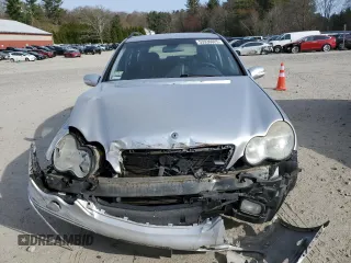 2003 Mercedes-Benz C 240 z VIN WDBRH81J43F380823, wystawiony jako Copart lot #53936025 z przebiegiem 141 938 mil mil oraz Tytuł czysty. Historia ofert i sprzedaży dostępna na DreamBid. Obrazek 5.