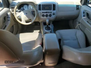 2005 Ford Escape XLT with VIN 1FMYU93115KD92087, listed as a Copart auction lot 61156264 with 193,475 mi miles and Clean Title. Bid and sale history available at carsss.com. Image 8.