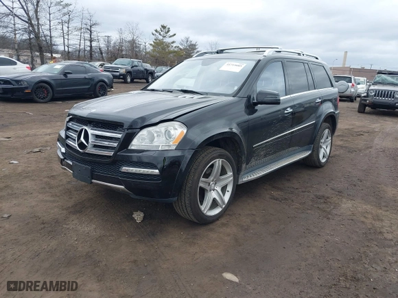 2011 Mercedes-Benz GL-Class GL 550 with VIN 4JGBF8GE2BA655860, listed as a IAAI auction lot 41719085 with 90,814 mi miles. Bid and sale history available at carsss.com. Image 17.
