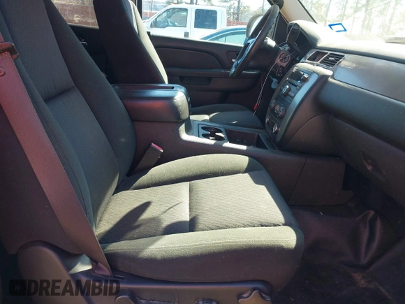 2012 Chevrolet Tahoe Commercial with VIN 1GNLC2E09CR185598, listed as a IAAI auction lot 41699321 with 202,198 mi miles and . Bid and sale history available at DreamBid. Image 5.