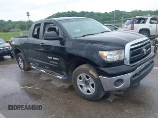 2012 Toyota Tundra z VIN 5TFRM5F15CX040630, wystawiony jako IAAI lot #42213728 z przebiegiem 242 469 mil mil oraz . Historia ofert i sprzedaży dostępna na DreamBid. Obrazek 1.