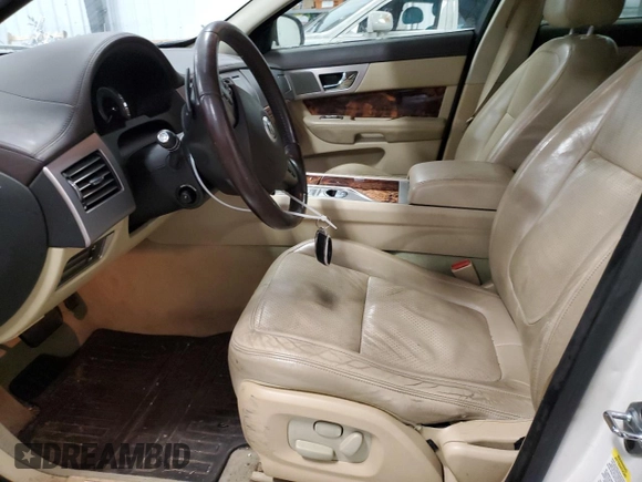 2009 Jaguar XF with VIN SAJXA06B69HR25287, listed as a Copart auction lot 42179625 with 222,124 mi miles and Salvage Title. Bid and sale history available at DreamBid. Image 7.