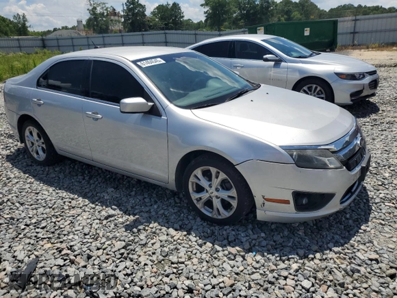 2012 Ford Fusion SE with VIN 3FAHP0HA5CR322428, listed as a Copart auction lot 61404545 with 237,653 mi miles and Salvage title. Bid and sale history available at DreamBid. Image 4.