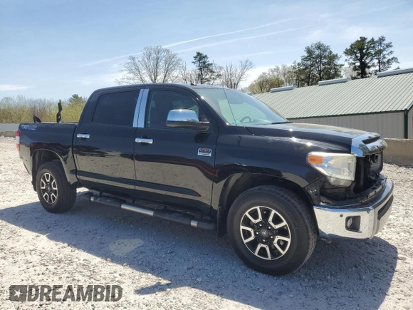 2017 Toyota Tundra Platinum z VIN 5TFAY5F18HX676029, wystawiony jako Copart lot #55206735 z przebiegiem 67 784 mil mil oraz Szkoda całkowita • Salvage title. Historia ofert i sprzedaży dostępna na DreamBid. Obrazek 4.