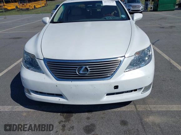 2008 Lexus LS 460 with VIN JTHBL46F485070620, listed as a IAAI auction lot 40529145 with 135,030 mi miles. Bid and sale history available at carsss.com. Image 12.