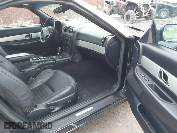 2003 Ford Thunderbird Deluxe z VIN 1FAHP60A53Y102920, wystawiony jako IAAI lot #41228106 z przebiegiem 90 854 mil mil oraz . Historia ofert i sprzedaży dostępna na DreamBid. Obrazek 5.
