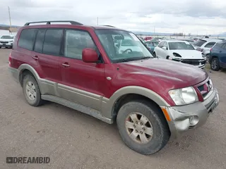 2004 Mitsubishi Montero LTD with VIN JA4MW51S04J008915, listed as a IAAI auction lot 41797432 with 187,660 mi miles. Bid and sale history available at carsss.com. Image 1.