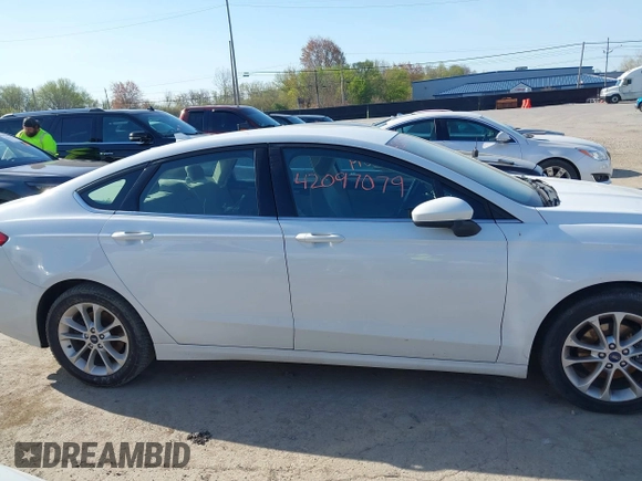 2019 Ford Fusion SE with VIN 3FA6P0HD6KR265995, listed as a IAAI auction lot 42097079 with 112,713 mi miles. Bid and sale history available at carsss.com. Image 12.