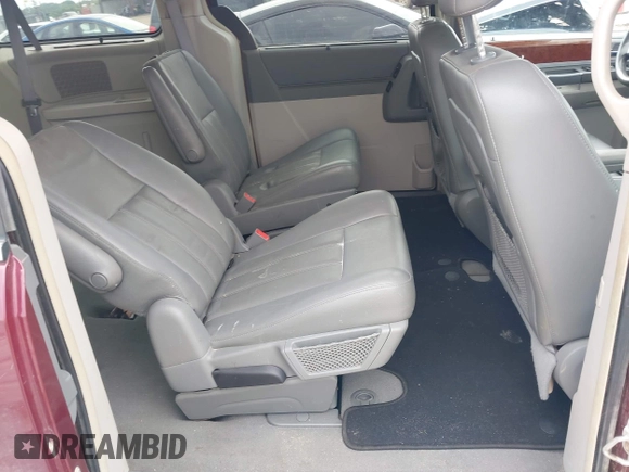 2009 Chrysler Town & Country Touring with VIN 2A8HR54169R618640, listed as a IAAI auction lot 42210905 with 227,420 mi miles and . Bid and sale history available at DreamBid. Image 8.