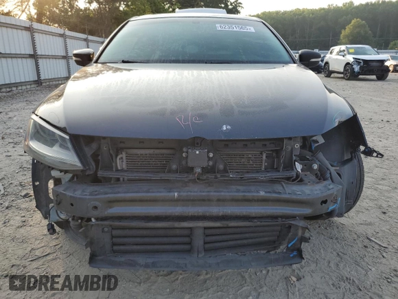 2017 Volkswagen Jetta SEL with VIN 3VWL17AJ1HM211868, listed as a Copart auction lot 62351565 with 188,556 mi miles and Salvage title. Bid and sale history available at DreamBid. Image 5.