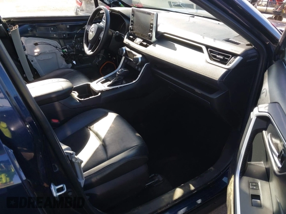 2022 Toyota RAV4 XLE Premium with VIN 2T3C1RFV2NW191537, listed as a IAAI auction lot 42245715 with 72,307 mi miles and . Bid and sale history available at DreamBid. Image 5.