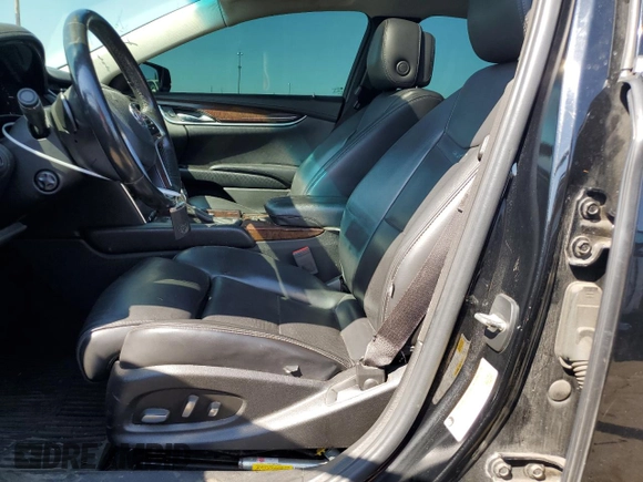 2013 Cadillac XTS Luxury z VIN 2G61P5S35D9172074, wystawiony jako Copart lot #71996124 z przebiegiem 122 338 mil mil oraz Szkoda całkowita • Salvage title. Historia ofert i sprzedaży dostępna na DreamBid. Obrazek 7.