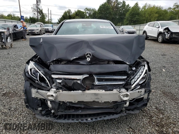 2018 Mercedes-Benz C 300 with VIN 55SWF4KBXJU262480, listed as a Copart auction lot 68102534 with 58,003 mi miles and Salvage Title. Bid and sale history available at DreamBid. Image 5.