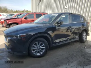 2023 Mazda CX-5 S Carbon Edition z VIN JM3KFBCM2P0192931, wystawiony jako Copart lot #54020595 z przebiegiem 45 658 mil mil oraz Szkody całkowita. Historia ofert i sprzedaży dostępna na DreamBid. Obrazek 1.
