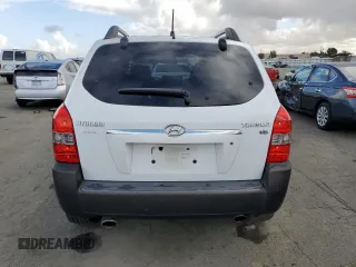 2005 Hyundai Tucson GLS with VIN KM8JN12D15U068721, listed as a Copart auction lot 80925064 with 105,854 mi miles and Clean Title. Bid and sale history available at carsss.com. Image 6.