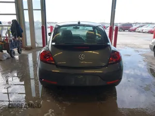 2018 Volkswagen Beetle S with VIN 3VWFD7AT6JM703758, listed as a IAAI auction lot 41381842 with 1 mi miles. Bid and sale history available at carsss.com. Image 16.