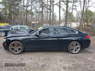 2017 BMW 4 Series 430i xDrive z VIN WBA4F9C54HG440122, wystawiony jako IAAI lot #41615681 z przebiegiem 121 938 mil mil oraz . Historia ofert i sprzedaży dostępna na DreamBid. Obrazek 13.