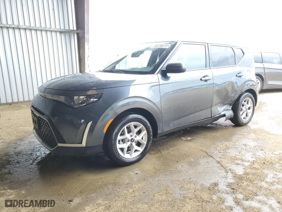2025 Kia Soul LX with VIN KNDJ23AUXS7248395, listed as a Copart auction lot 51447305 with 12,431 mi miles and Clean Title. Bid and sale history available at carsss.com. Image 1.