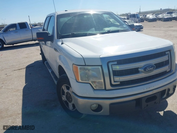 2013 Ford F-150 XL with VIN 1FTFW1CF7DFA66868, listed as a IAAI auction lot 41784163 with 218,303 mi miles. Bid and sale history available at carsss.com. Image 1.