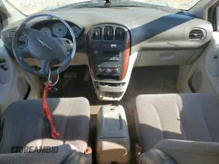 2007 Chrysler Town & Country LWB LX with VIN 2A4GP44R07R330810, listed as a Copart auction lot 89013685 with 294,549 mi miles and Salvage Title. Bid and sale history available at carsss.com. Image 8.