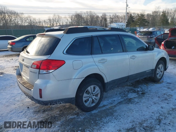 2011 Subaru Outback 2.5i z VIN 4S4BRCAC1B3434756, wystawiony jako IAAI lot #41394005 z przebiegiem 179 884 mil mil oraz . Historia ofert i sprzedaży dostępna na DreamBid. Obrazek 4.