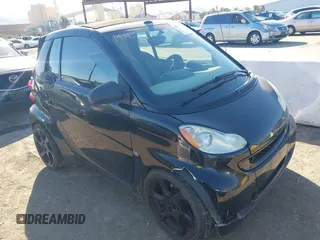 2008 Smart fortwo Passion with VIN WMEEK31X18K097319, listed as a IAAI auction lot 41451219 with Not Provided miles and . Bid and sale history available at DreamBid. Image 1.