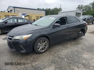 2017 Toyota Camry XLE z VIN 4T1BF1FK7HU742613, wystawiony jako Copart lot #58749645 z przebiegiem 126 153 mil mil oraz Czysty tytuł • Clean title. Historia ofert i sprzedaży dostępna na DreamBid. Obrazek 1.