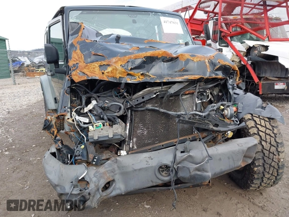 2011 Jeep Wrangler Unlimited Sport with VIN 1J4BA3H17BL552319, listed as a IAAI auction lot 41747031 with 120,751 mi miles. Bid and sale history available at carsss.com. Image 6.