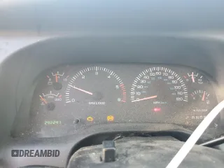 2001 Dodge 1500 z VIN 1B7HC16Y91S737653, wystawiony jako Copart lot #43748485 z przebiegiem 292 241 mil mil oraz Szkoda całkowita • Salvage title. Historia ofert i sprzedaży dostępna na DreamBid. Obrazek 9.