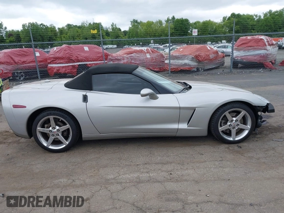 2005 Chevrolet Corvette with VIN 1G1YY34UX55125083, listed as a IAAI auction lot 42276103 with 29,167 mi miles and . Bid and sale history available at DreamBid. Image 14.
