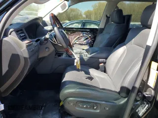 2021 Lexus LX 570 z VIN JTJDY7AX2M4350420, wystawiony jako Copart lot #46682654 z przebiegiem 40 532 mil mil oraz . Historia ofert i sprzedaży dostępna na DreamBid. Obrazek 7.