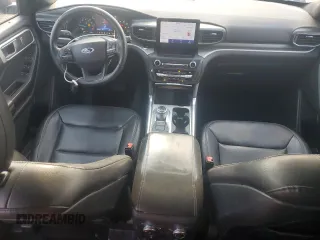 2020 Ford Explorer XLT z VIN 1FMSK8DH5LGC24387, wystawiony jako Copart lot #52971925 z przebiegiem 106 009 mil mil oraz Szkoda całkowita • Salvage title. Historia ofert i sprzedaży dostępna na DreamBid. Obrazek 8.