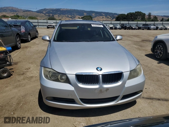 2007 BMW 3 Series 328i с VIN WBAVA33577KX73832, выставлен на аукционе Copart как лот 57435645 с пробегом 100 990 миль миль и Списание • Salvage title. История ставок и продаж доступна на DreamBid. Изображение 5.
