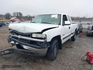 2002 Chevrolet Silverado 1500 LT with VIN 1GCEK19T32E199280, listed as a IAAI auction lot 41472421 with 1 mi miles. Bid and sale history available at carsss.com. Image 19.