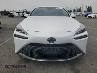 2023 Toyota Mirai XLE with VIN JTDAAAAA8PA009516, listed as a Copart auction lot 62543395 with 27,867 mi miles and Salvage title. Bid and sale history available at DreamBid. Image 5.