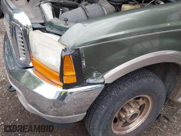 2001 Ford Excursion Limited z VIN 1FMNU43S21EC18536, wystawiony jako IAAI lot #42359854 z przebiegiem 229 663 mil mil oraz . Historia ofert i sprzedaży dostępna na DreamBid. Obrazek 6.