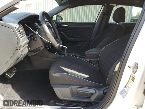 2020 Volkswagen Jetta GLI S z VIN 3VW6T7BU5LM083823, wystawiony jako Copart lot #43552845 z przebiegiem 51 175 mil mil oraz Nie do naprawy • Non repairable. Historia ofert i sprzedaży dostępna na DreamBid. Obrazek 7.