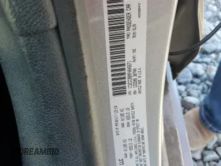 2015 Chrysler 200 S z VIN 1C3CCCBB9FN645671, wystawiony jako Copart lot #52429295 z przebiegiem 197 910 mil mil oraz Szkoda całkowita • Salvage title. Historia ofert i sprzedaży dostępna na DreamBid. Obrazek 12.