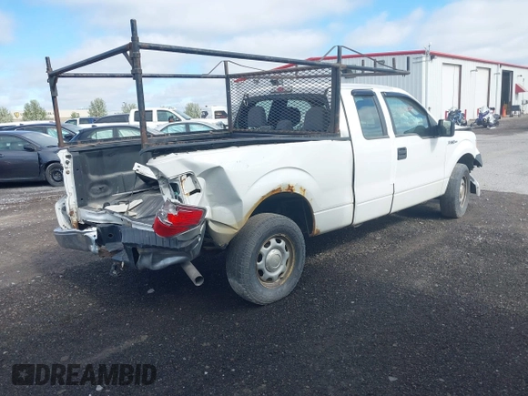 2014 Ford F-150 XL with VIN 1FTFX1CF8EFA94564, listed as a IAAI auction lot 40656243 with 184,667 mi miles. Bid and sale history available at carsss.com. Image 4.