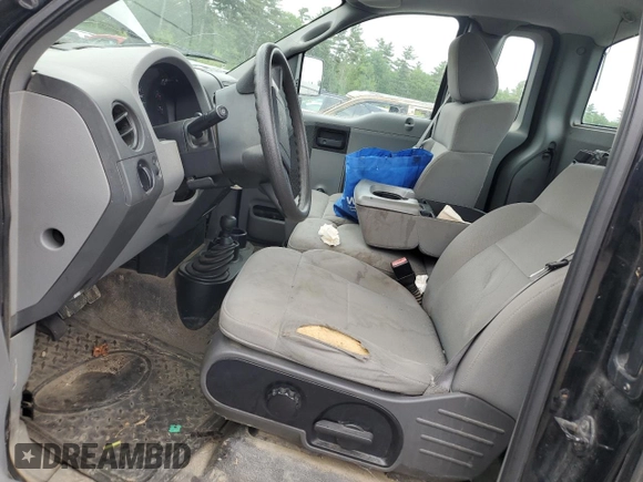 2004 Ford F-150 XL with VIN 1FTRF14WX4NA87425, listed as a Copart auction lot 59962415 with 123,301 mi miles and Clean title. Bid and sale history available at DreamBid. Image 7.