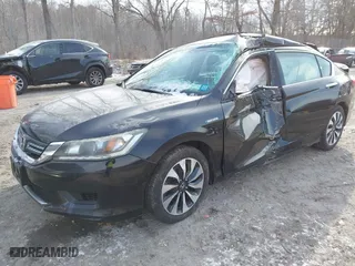 2014 Honda Accord Hybrid EX-L with VIN 1HGCR6F54EA007772, listed as a IAAI auction lot 41289378 with 142,406 mi miles. Bid and sale history available at carsss.com. Image 16.