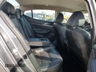 2018 Nissan Maxima SL с VIN 1N4AA6AP3JC397743, выставлен на аукционе Copart как лот 56002015 с пробегом 81 582 миль миль и Списание • Salvage title. История ставок и продаж доступна на DreamBid. Изображение 11.