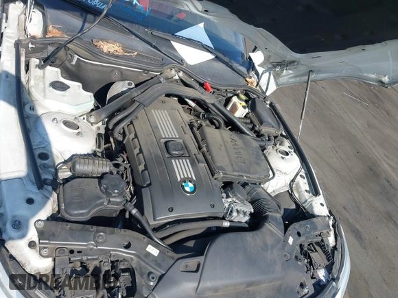 2015 BMW Z4 sDrive35i with VIN WBALM7C56FJ799025, listed as a IAAI auction lot 42707903 with 139,767 mi miles and . Bid and sale history available at DreamBid. Image 10.
