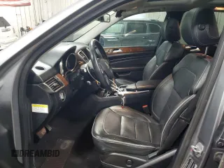 2012 Mercedes-Benz M 550 z VIN 4JGDA7DB3CA096915, wystawiony jako Copart lot #46793055 z przebiegiem 118 985 mil mil oraz Czysty tytuł • Clean title. Historia ofert i sprzedaży dostępna na DreamBid. Obrazek 7.